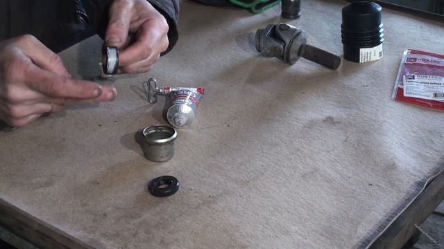 ЗАМЕНА САЛЬНИКА ШТОКА ВЫБОРА ПЕРЕДАЧ НА КАЛИНЕ (ГРАНТЕ) ВАЗ 2108-10-15, ПРИОРА. смотреть онлайн