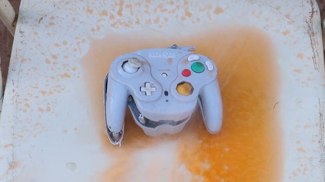 Reviewing the Wavebird Controller (GONE WRONG) смотреть онлайн