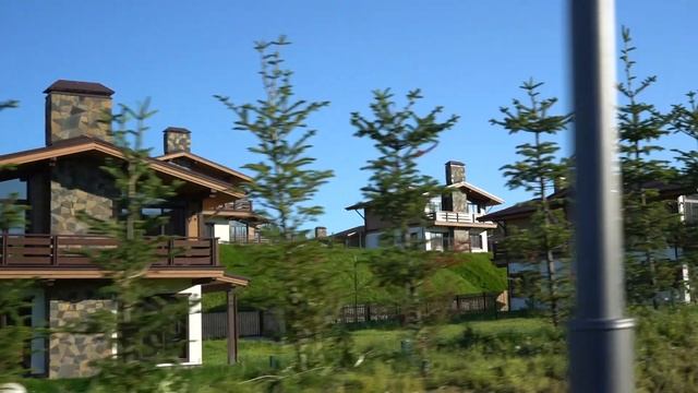 ОБРАЗ ЖИЗНИ. Комплекс загородной недвижимости на территории курорта ОХТА ПАРК.