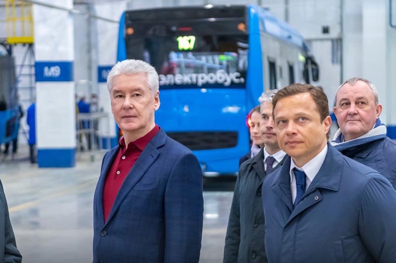 Более 100 млн поездок совершено на электробусах в Москве с начала года / Город новостей на ТВЦ