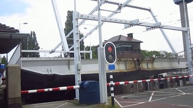 Разводной мост в Голландии