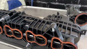 Чистка впускного коллектора BMW X5 f15 с пробегом 115.000 км