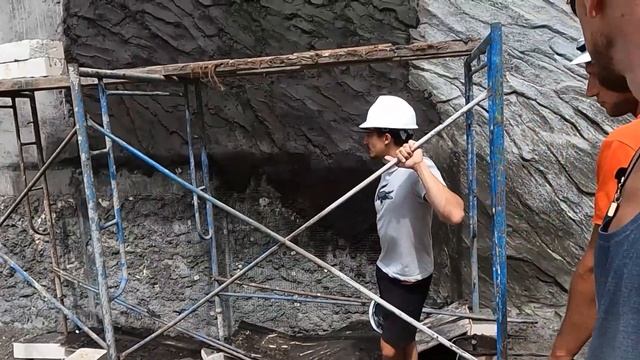 Кому доверить строительство дома? Технадзор поможет выяснить.