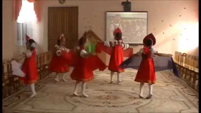 танец Моя Россия девочки 4-5 лет смотреть онлайн