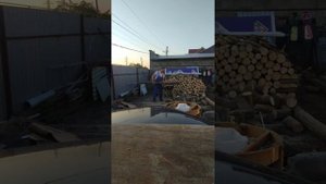 Пилим дрова на циркулярке.