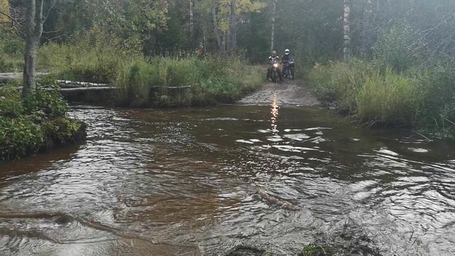 Переезжаем большую лужу на мотоциклах