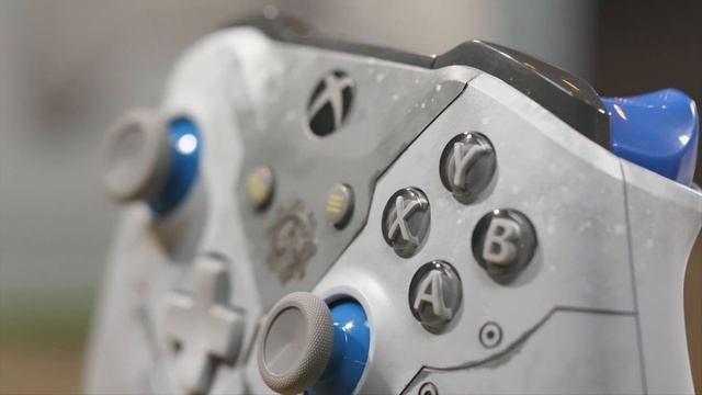 Unboxing The Xbox One X Gears 5 Limited Edition Bundle