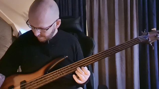 Ibanez SRF700 Demo смотреть онлайн