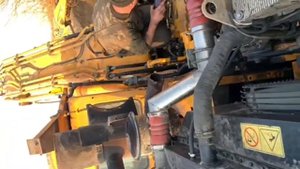 Первый запуск двигателя CUMMINS M-11 на Hyundai R500LC-7 после капитального ремонта