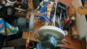 как выровнять бьющий камень для наждака.