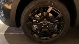 New Toyota Corolla Cross VS the Kia Seltos 2024 Comparison