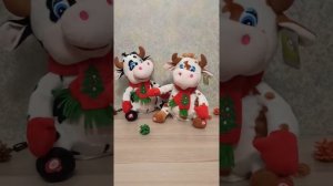 Поющая игрушка "Корова с шарфом" 6 песен. Символ года бык 2021, 2в. 280-867