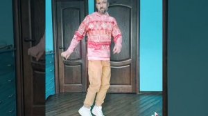 Тик ток танцы в 2022. Как научиться танцевать Шафл в домашних условиях.