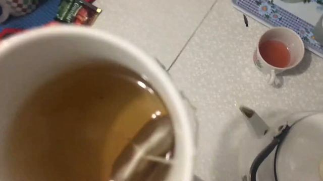 ШОК!!! КАК ПРАВИЛЬНО ГОТОВИТЬ ЧАЙ!!! СМОТРЕТЬ БЕЗ СМС И РЕГИСТРАЦИИ!!! смотреть онлайн