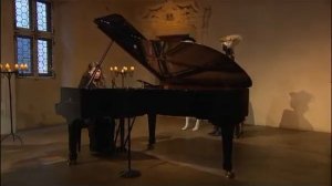 Anna Kravtchenko plays Schumann Intermezzo from Faschingsschwank aus Wien op.26