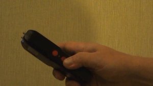 Электрошокер-фонарик Оса WS-669 - Недорогое, эффективное средство для самообороны.