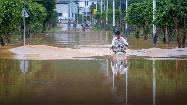 В Пекине начали вводить режим военного времени смотреть онлайн