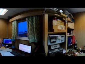 360 гр. Ст. Новолазаревская. кабинет метеоролога.