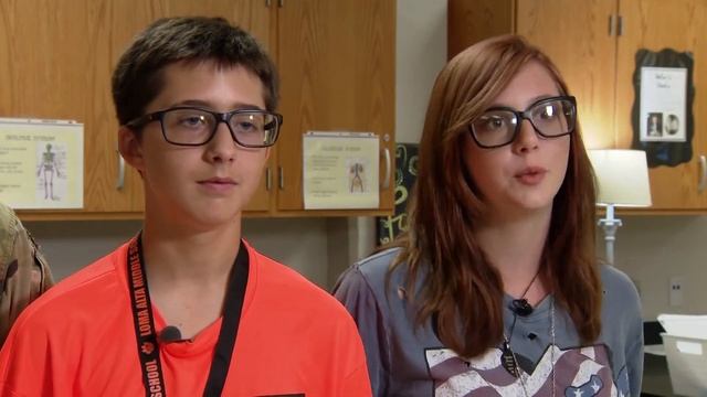 Local teacher giving students life lessons | EXCEL Award смотреть онлайн