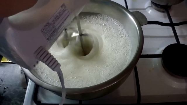 Крем для украшения тортов, МОКРОЕ БЕЗЕ / Cream decoration cream