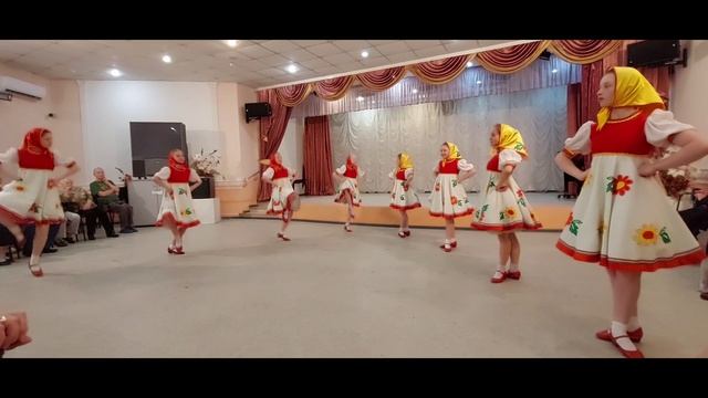 "Матрёшки", ансамбль танца "Кудринка", 03.05.2022, концерт в СРЦ ВВ и ВС