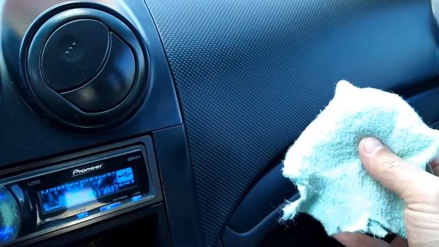 Как натереть пластик в автомобиле до блеска. Полировка пластика салона своими руками смотреть онлайн