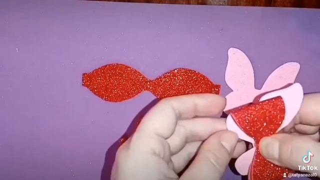 заколка из фоамирана