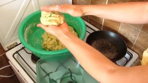 Лепешки на сковороде из кукурузной каши - необычный рецепт