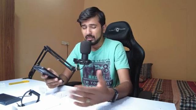 Xiaomi Mi Band 7 PRO Unboxing Urdu / Hindi in Pakistan смотреть онлайн