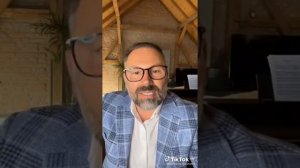 Мужчина оскорбляет в споре. Что делать?