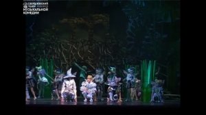 Песенка эльфов из мюзикла «Дюймовочка»: воспитанники Детской студии