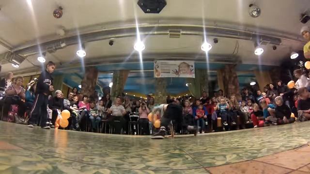 Гундаров Богдан VS Плохих Сережа | FINAL | СОЛНЕЧНЫЙ КРУГ 2013 | ВЛАДИМИР смотреть онлайн