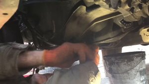 Розбираем мотор. Как снять поддон и вытащить поршни шевролет авео. Chevrolet Aveo. +380997771049