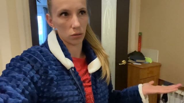 ВЛОГ ЗА ДВА ДНЯ / ВЫКОПАЛИ КАРТОФЕЛЬ ?/ ЗАКАЗАЛИ РОЛЛЫ ? МУКБАНГ / ДОМАШНИЕ ДЕЛА смотреть онлайн