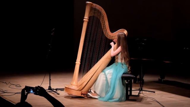 Екатерина Дворецкая (арфа) - Г.Доницетти - А.Цабель - Соло из оперы "Лючия ди Ламмермур" (Es-Dur) смотреть онлайн