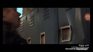Pessoas brigando vídeo muito top