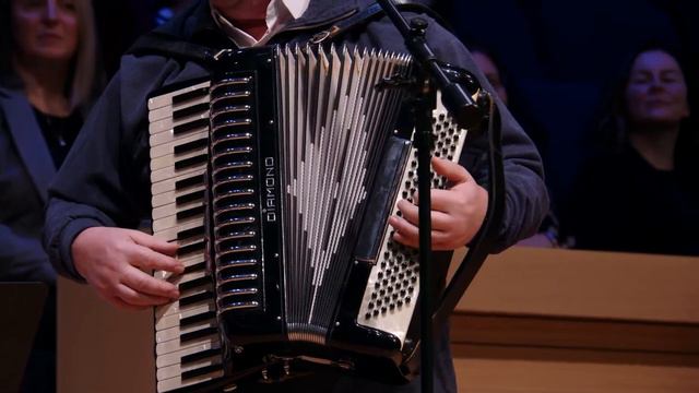 Я могу теперь петь - Песня - Дети Осинцевы смотреть онлайн