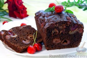 Нежная выпечка без использования миксера.
ШОКОЛАДНЫЙ КЕКС С ЧЕРЕШНЕЙ