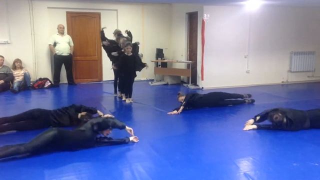 Летучее мыши наш новый танец в коллективе ,,Скиф" смотреть онлайн