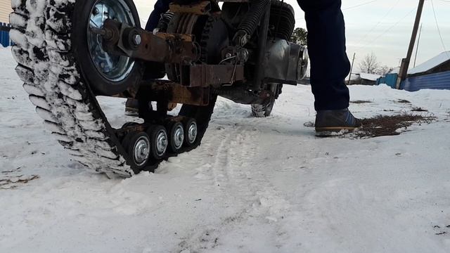 Табуретка (минибайк) и самодельный гусеничный модуль на иж юпитер (планета)