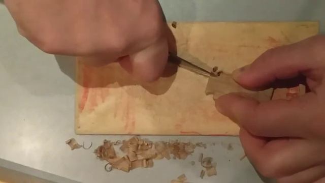 как сделать нательный крест из дерева. начало.