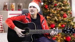 Спел под гитару "ГУБИТ ЛЮДЕЙ НЕ ПИВО"