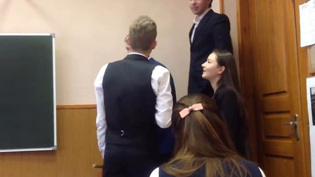 Рабочие из средний Азии . Ахаха ржака, смотреть до конца.(не правда) смотреть онлайн