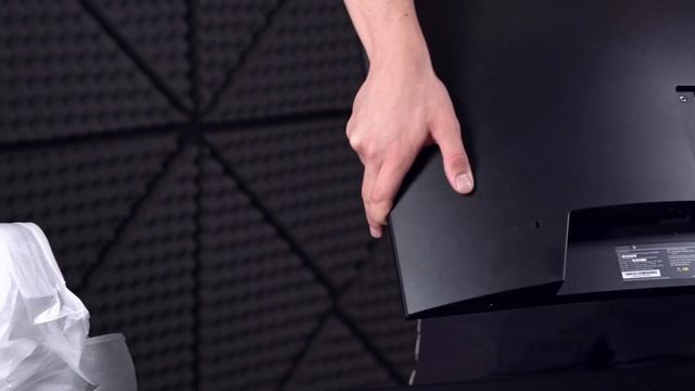 Odpakirali smo ugoden 32" gaming monitor Lenovo G32qc-10 смотреть онлайн