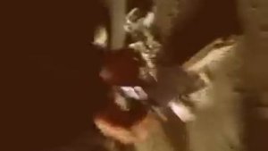 Парень срёт