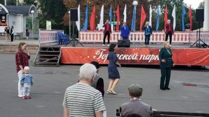 230822 Песня Ты мне не снишься я тебе тоже И ничего мы сделать не можем гр Мы из ХХ века парк г Орёл