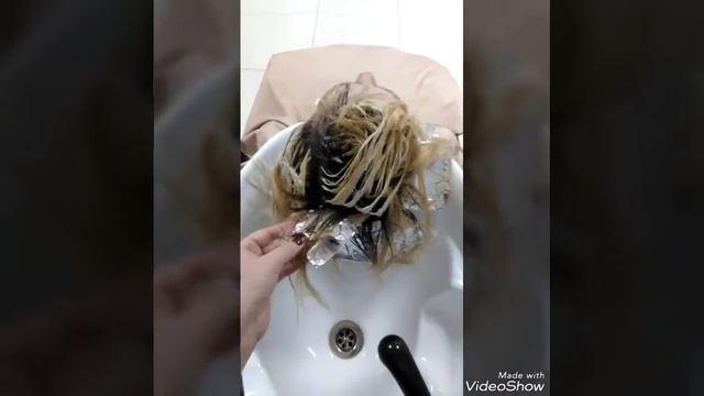 Мелирование фирмой Matrix. Тонирование в холодные цвета смотреть онлайн