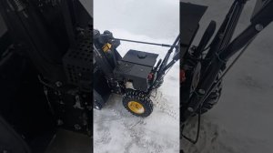 Плавают обороты снегоуборщика Чемпион 2ч