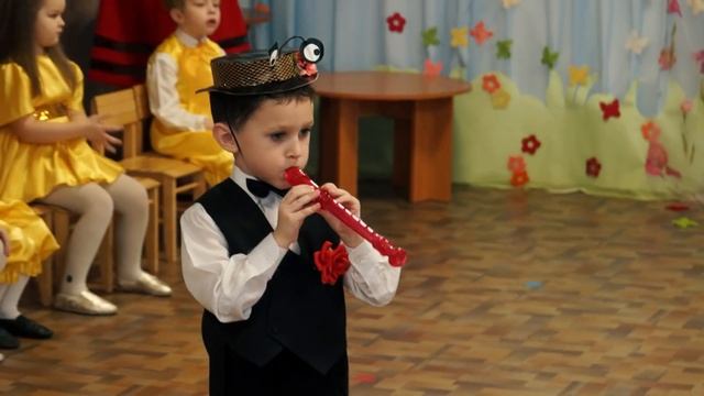 8 Марта - праздник весны в детском саду №1 смотреть онлайн