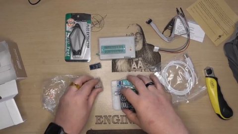 XGecu TL866II plus eprom programmer